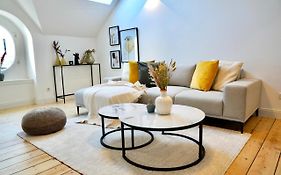 Luxuriöse Maisonette Wohnung im Szenenviertel